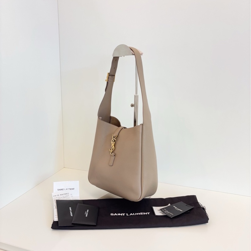 ✨Saint Laurent hobo 水桶包小號 奶茶色 🧋-9