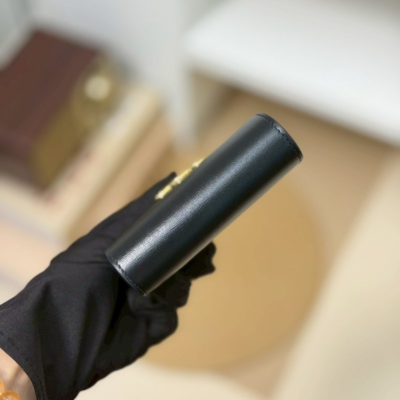 🏷Celine 瑟琳．Triomphe 凱旋門三折短夾-13