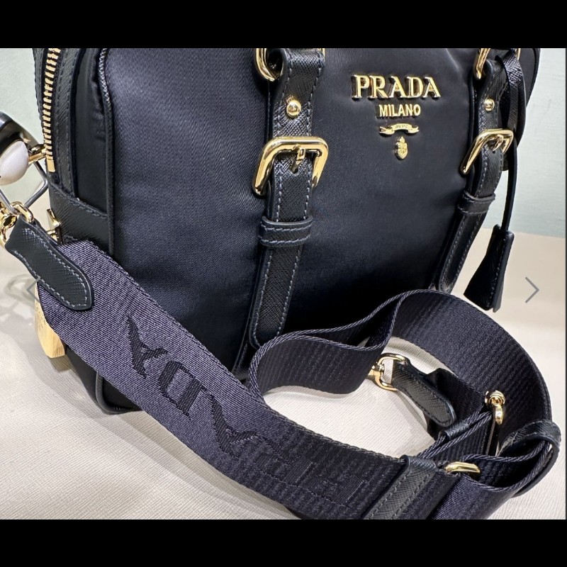 PRADA 1BB088 經典浮雕LOGO尼龍兩用手提包.附鎖組-1