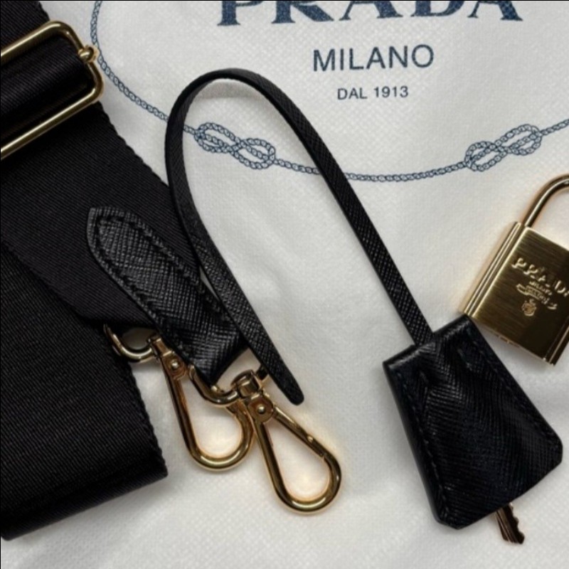 PRADA 1BB088 經典浮雕LOGO尼龍兩用手提包.附鎖組-9