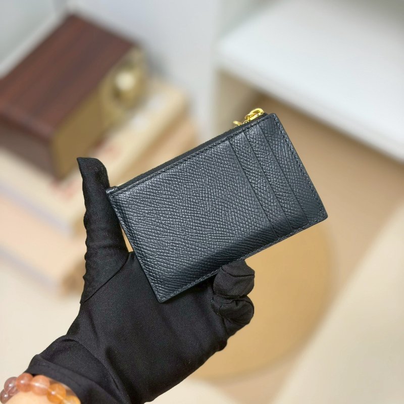 🏷Celine 瑟琳.Triomphe 凱旋門吊飾拉鍊卡包/客人寄賣-1