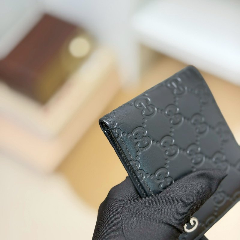 🏷Gucci 古馳.壓紋對開短夾/客人寄賣-4