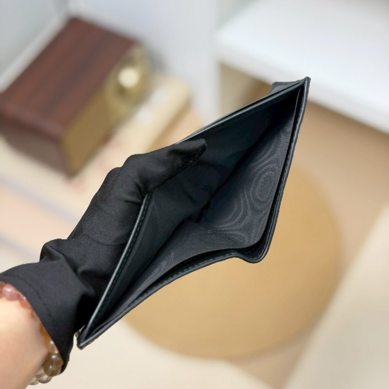 🏷Gucci 古馳.壓紋對開短夾/客人寄賣-13