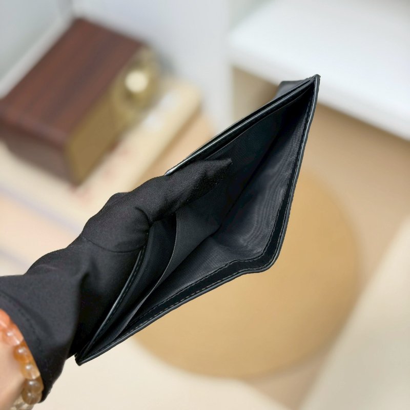 🏷Gucci 古馳.壓紋對開短夾/客人寄賣-14