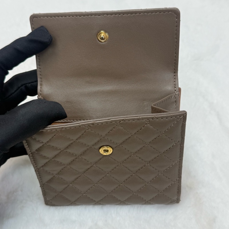 CHANEL香奈兒卡包 方形半口蓋錢包 駝色金扣 菱格紋羊皮零錢包-5