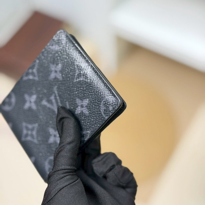 🏷LV 路易威登.Multiple 黑老花短夾 M61695-5