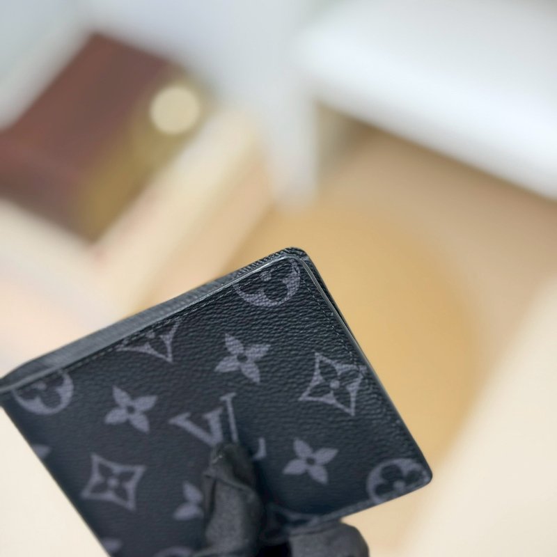 🏷LV 路易威登.Multiple 黑老花短夾 M61695-9