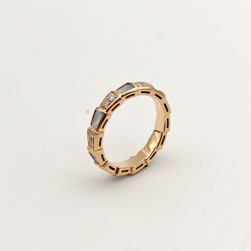 BVLGARI Serpenti蛇戒間鑽戒指18K玫瑰金/鑽石/白貝母52-3