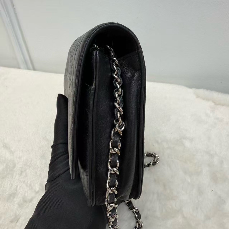 Chanel香奈兒Woc發財包 黑銀 山茶花壓紋 緞面山羊皮 經典熱門爆款鏈條斜挎單肩包 16開帶黑卡-2