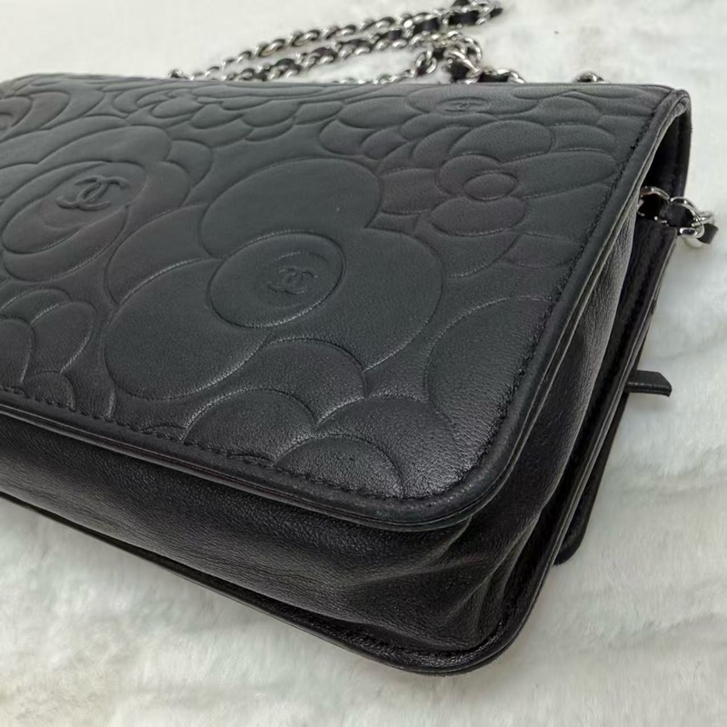 Chanel香奈兒Woc發財包 黑銀 山茶花壓紋 緞面山羊皮 經典熱門爆款鏈條斜挎單肩包 16開帶黑卡-4