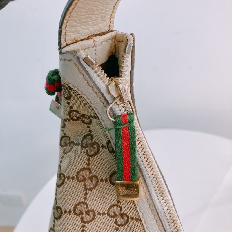MS0643 Gucci 古馳 經典老花紋 腋下包 帆布 牛皮 象牙色 金扣 GG Supreme Princy Hobo Large Canvas Ivory x GHW-14