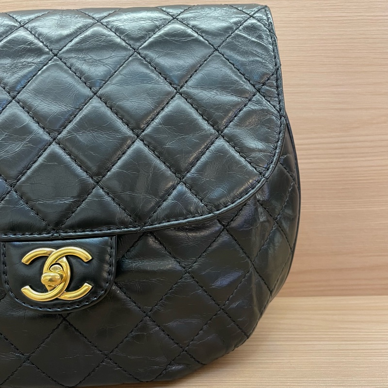 NO:D5 CHANEL香奈儿 黑色油蜡皮菱格纹 斜挎南瓜包 2015年 20開 有塵袋 無卡無盒子 尺寸32*23-5