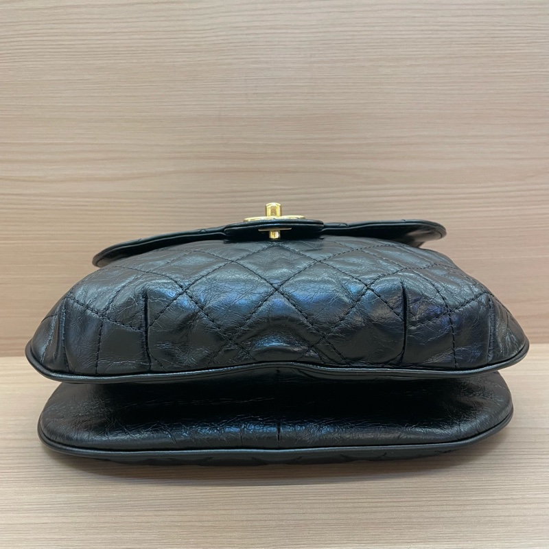 NO:D5 CHANEL香奈儿 黑色油蜡皮菱格纹 斜挎南瓜包 2015年 20開 有塵袋 無卡無盒子 尺寸32*23-6