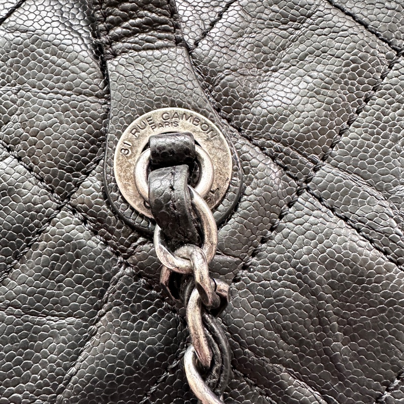 Chanel On The Road 黑色大托特包|防刮洗水小牛皮 (附保卡、塵袋、盒子,加送新包)-3