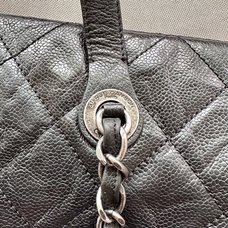 Chanel On The Road 黑色大托特包|防刮洗水小牛皮 (附保卡、塵袋、盒子,加送新包)-5