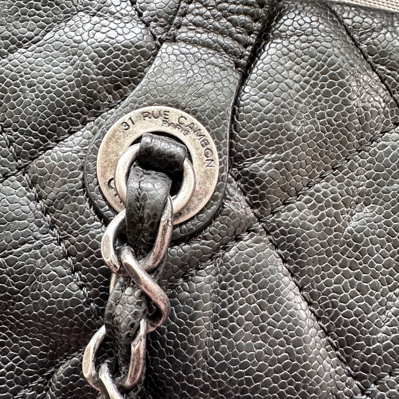 Chanel On The Road 黑色大托特包|防刮洗水小牛皮 (附保卡、塵袋、盒子,加送新包)-6