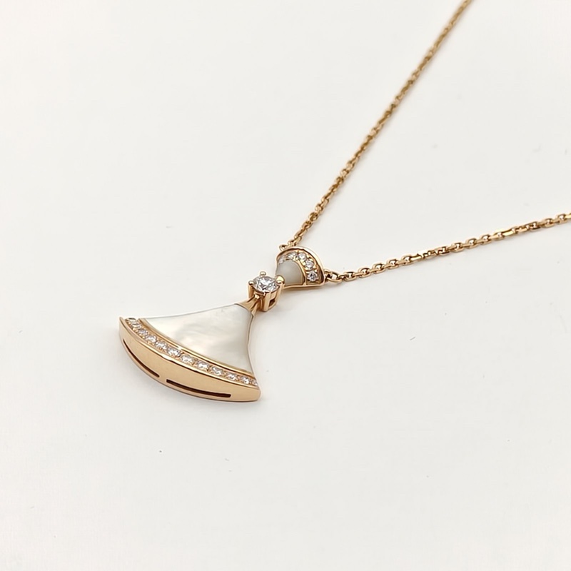 BVLGARI DIVASDREAM邊鑲鑽裙擺大扇子18K玫瑰金/鑽石/白貝母-1