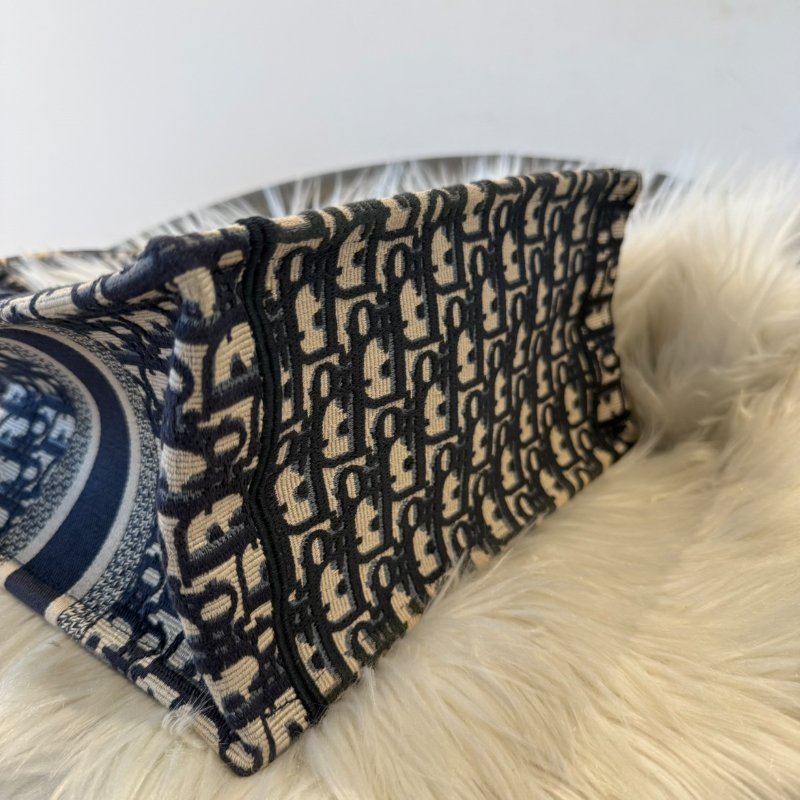 Dior Book Tote 小碼 米白藍老花刺繡-6