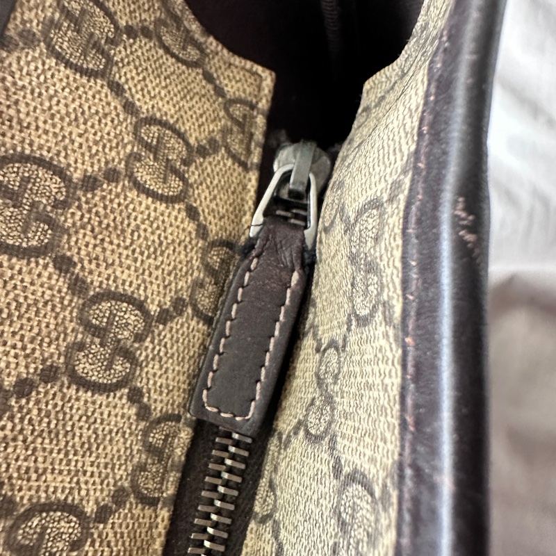 【福利包】Gucci 經典 GG Supreme 托特包|只要 $4,500,隨便背都不心疼!(加送新包)-10