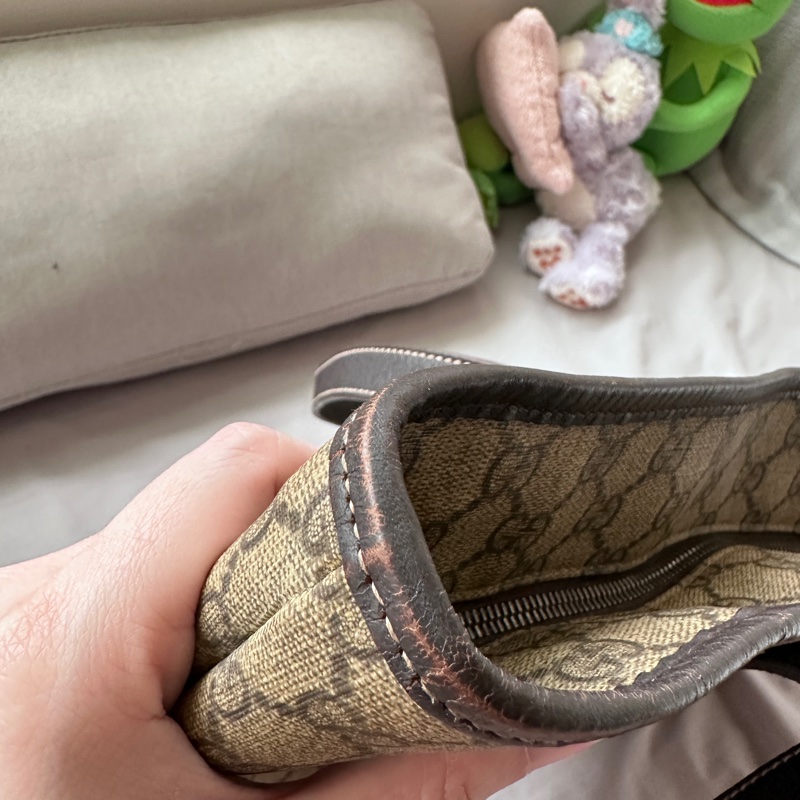 【福利包】Gucci 經典 GG Supreme 托特包|只要 $4,500,隨便背都不心疼!(加送新包)-13