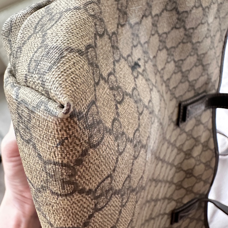 【福利包】Gucci 經典 GG Supreme 托特包|只要 $4,500,隨便背都不心疼!(加送新包)-15