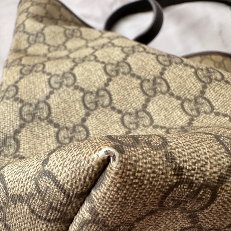 【福利包】Gucci 經典 GG Supreme 托特包|只要 $4,500,隨便背都不心疼!(加送新包)-17