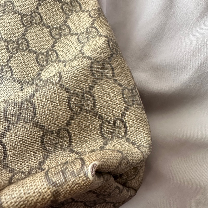 【福利包】Gucci 經典 GG Supreme 托特包|只要 $4,500,隨便背都不心疼!(加送新包)-18