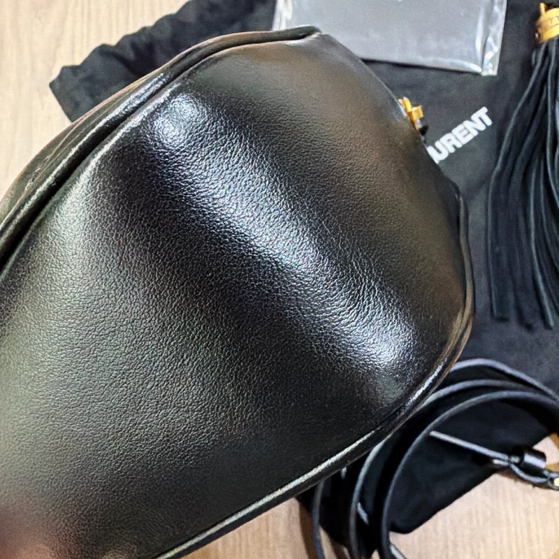 無刮傷 無任何磨損YSL 黑金 流蘇 山形紋 相機包 腰包 斜背包 兩用包-5