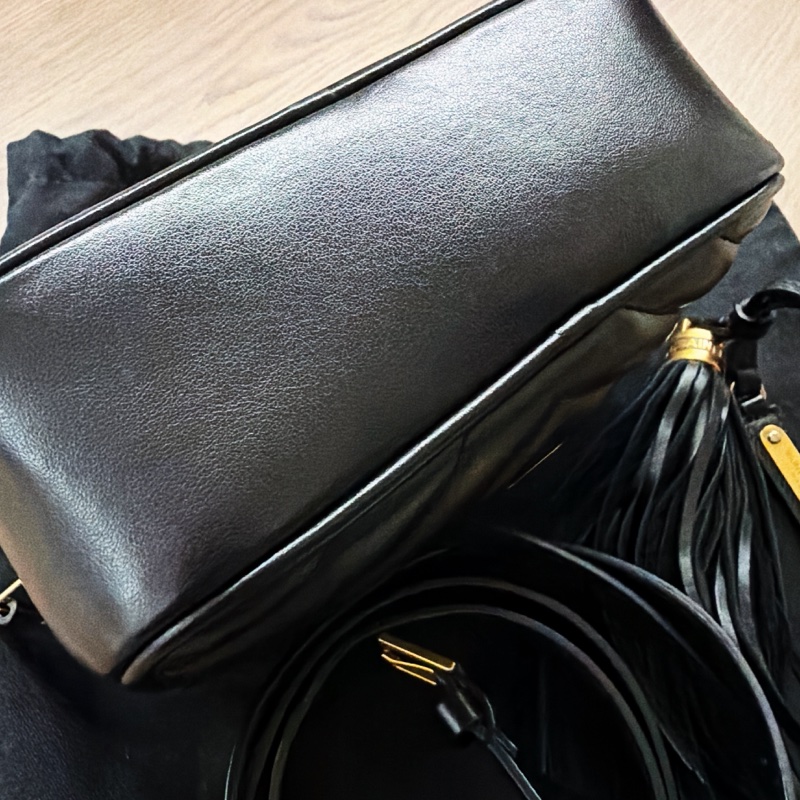 無刮傷 無任何磨損YSL 黑金 流蘇 山形紋 相機包 腰包 斜背包 兩用包-14