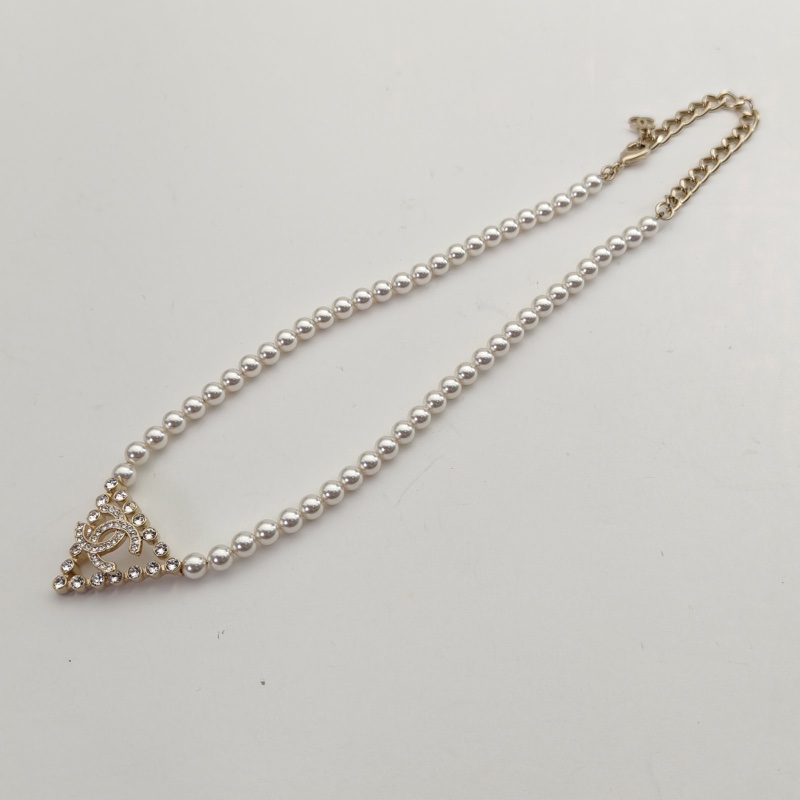 CHANEL 合金23P水鑽鏤空三角形珍珠項鏈-2