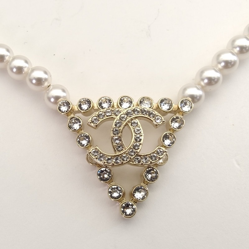 CHANEL 合金23P水鑽鏤空三角形珍珠項鏈-4