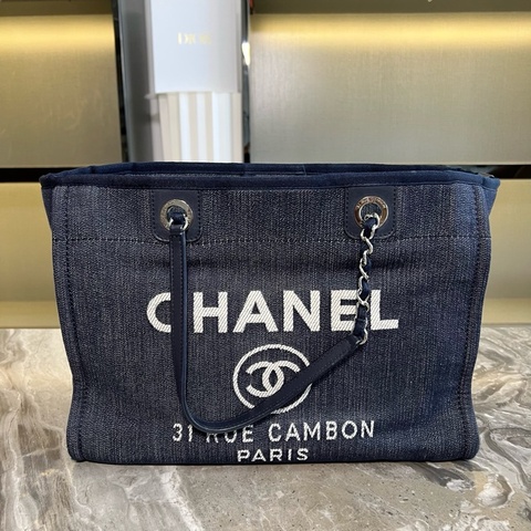 CHANEL 香奈兒 丹寧牛仔 沙灘包 20開 附件年份卡 防塵袋 邊角磨損