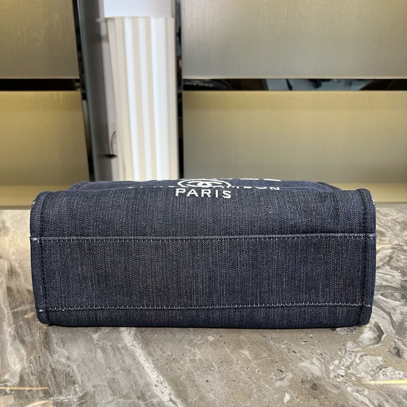 CHANEL 香奈兒 丹寧牛仔 沙灘包 20開 附件年份卡 防塵袋 邊角磨損-4