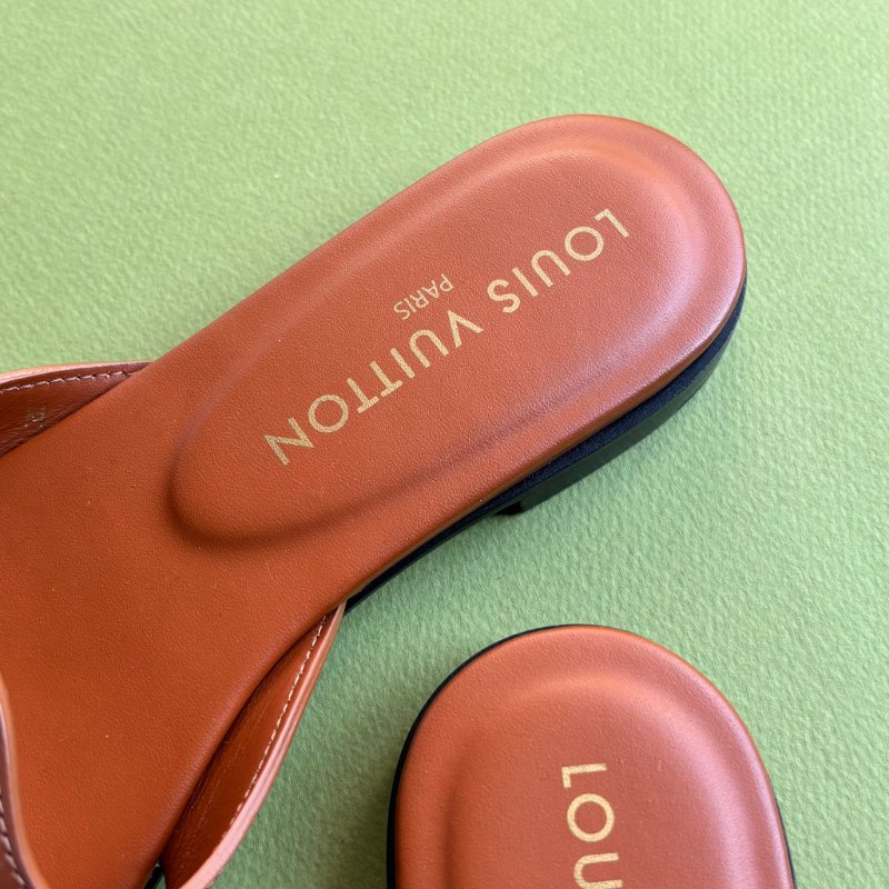 36號 ::Louis Vuitton::1ABP21 LV Isola Circle字母 平底涼鞋 琥珀色 焦糖色 棕色-4
