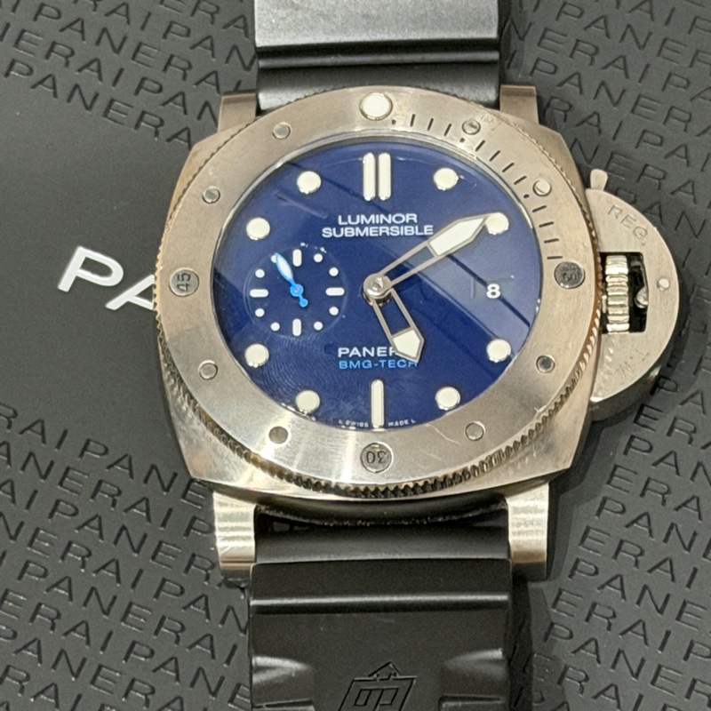Panerai(沛納海)黑面盤藍色小秒針潛水錶龍頭PAM2305 47mm-5