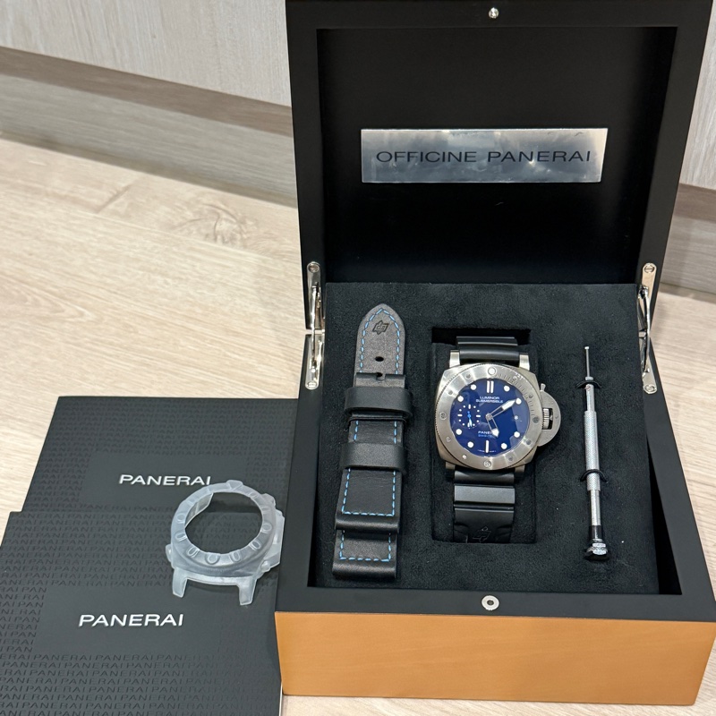 Panerai(沛納海)黑面盤藍色小秒針潛水錶龍頭PAM2305 47mm-13