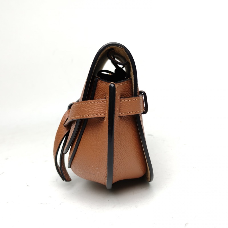 LOEWE Gate馬鞍斜跨包小號金棕色牛皮-1