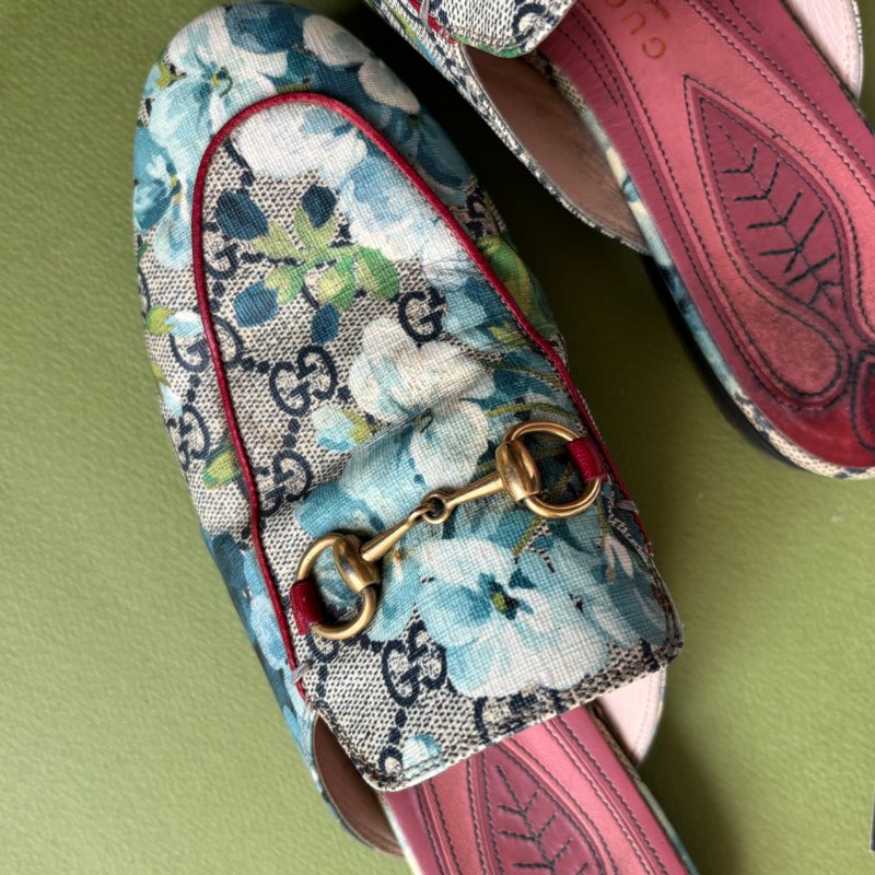 37.5號 ::GUCCI:: Blooms Princetown 花卉印花馬銜扣穆勒鞋 限定款-2