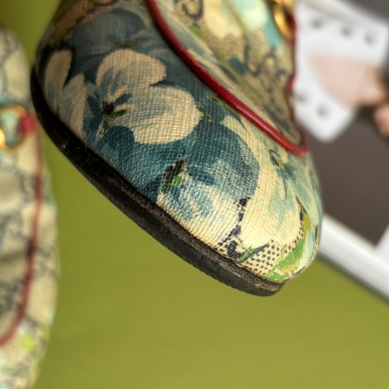 37.5號 ::GUCCI:: Blooms Princetown 花卉印花馬銜扣穆勒鞋 限定款-11