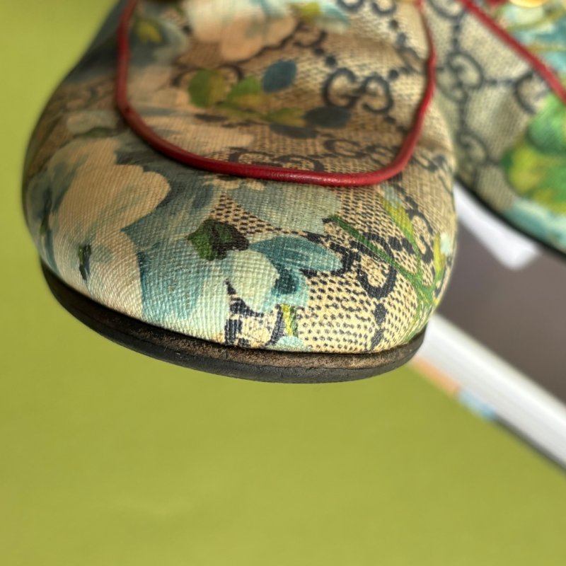 37.5號 ::GUCCI:: Blooms Princetown 花卉印花馬銜扣穆勒鞋 限定款-12