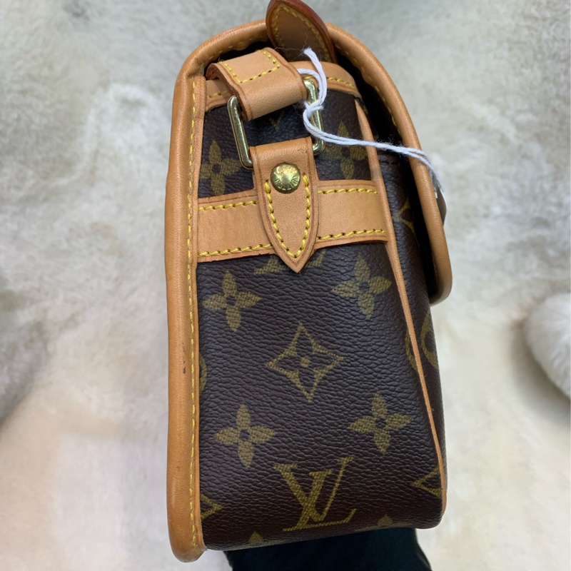 Louis Vuitton LV 老花法棍斜背包 (IA536)-2