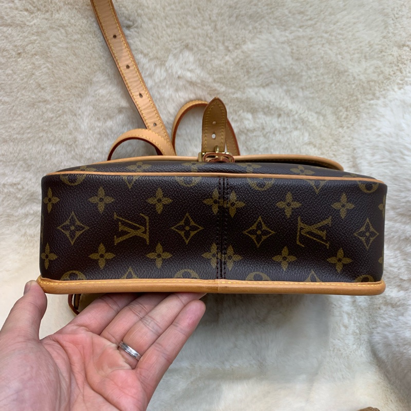 Louis Vuitton LV 老花法棍斜背包 (IA536)-33