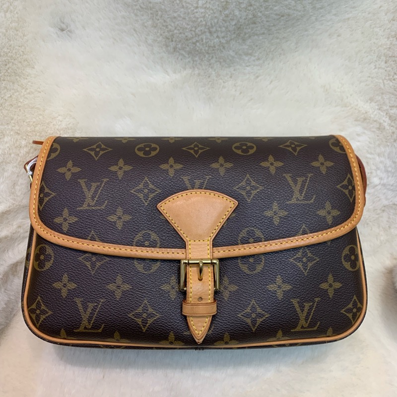 Louis Vuitton LV 老花法棍斜背包 (IA536)-36