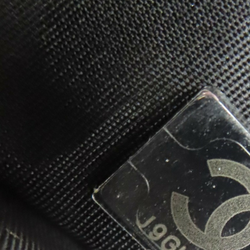 黑色 牛皮 Boy WOC 鍊帶 肩背包 銀釦【CHANEL 香奈兒】 AP1117-8