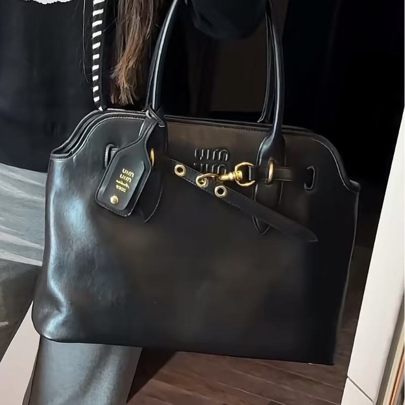 MIUMIU繆繆👩🏻🎤AVENTURE黑色金扣羊皮#大號托特包#-4