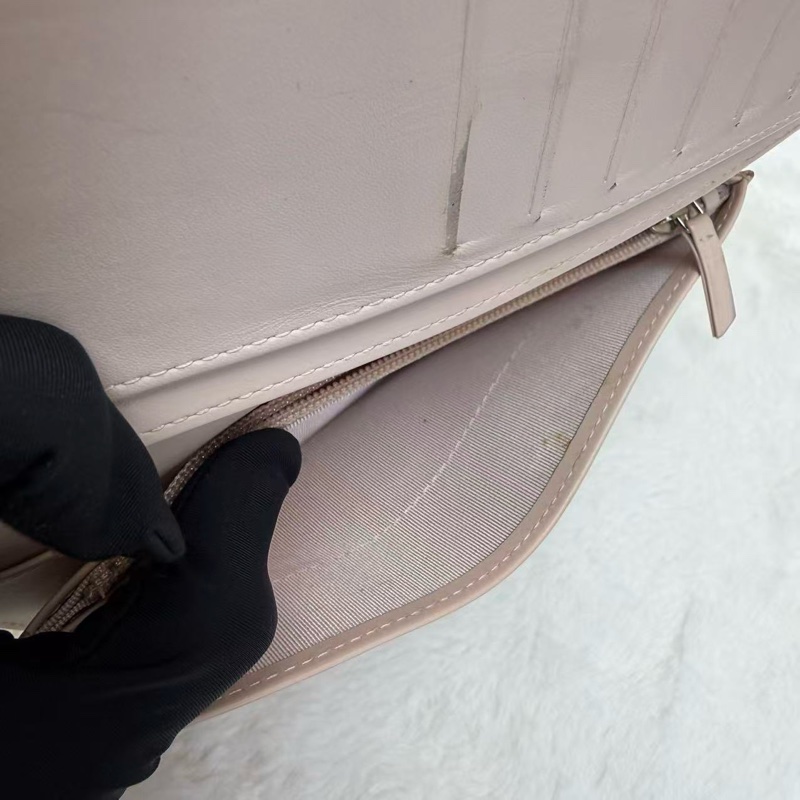 🎀Chanel 淡粉色 牛皮 銀扣 長銀包🎀-17