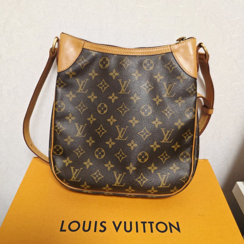 母親節特價 Louis Vuitton LV原花 Odeon斜背包 肩背包-6