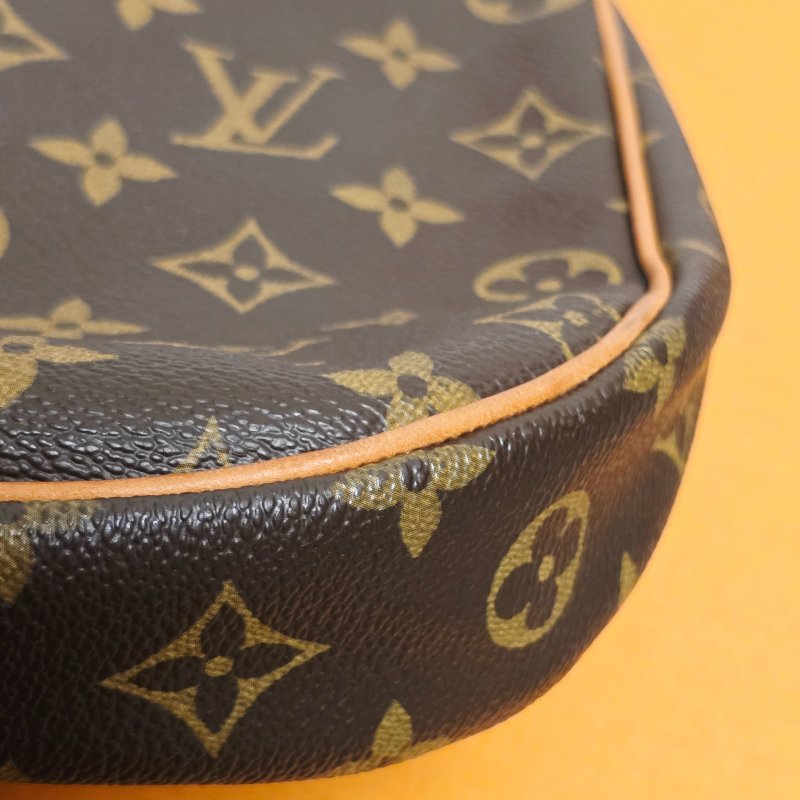 母親節特價 Louis Vuitton LV原花 Odeon斜背包 肩背包-17