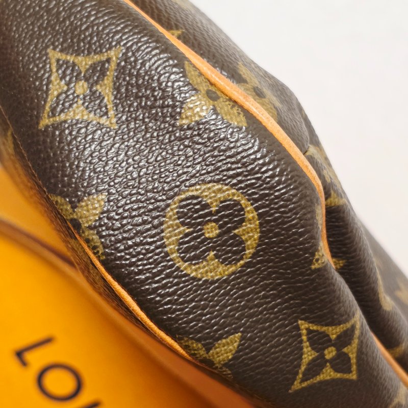母親節特價 Louis Vuitton LV原花 Odeon斜背包 肩背包-18