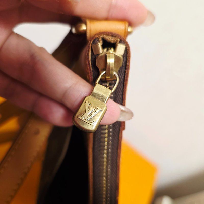母親節特價 Louis Vuitton LV原花 Odeon斜背包 肩背包-23